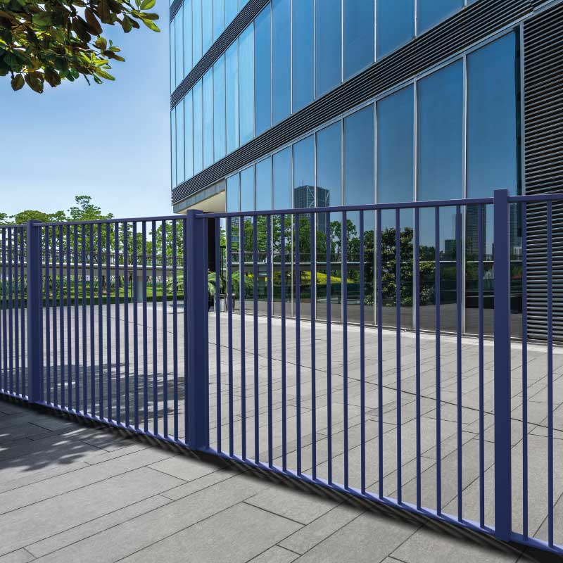 Eurofence Modul’R clôture barreaudage acier manchons usine