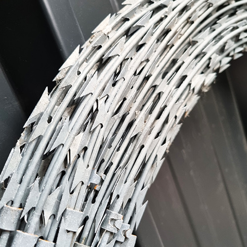 CQFT Clôtures fil barbelé concertina Ø45cm 8m