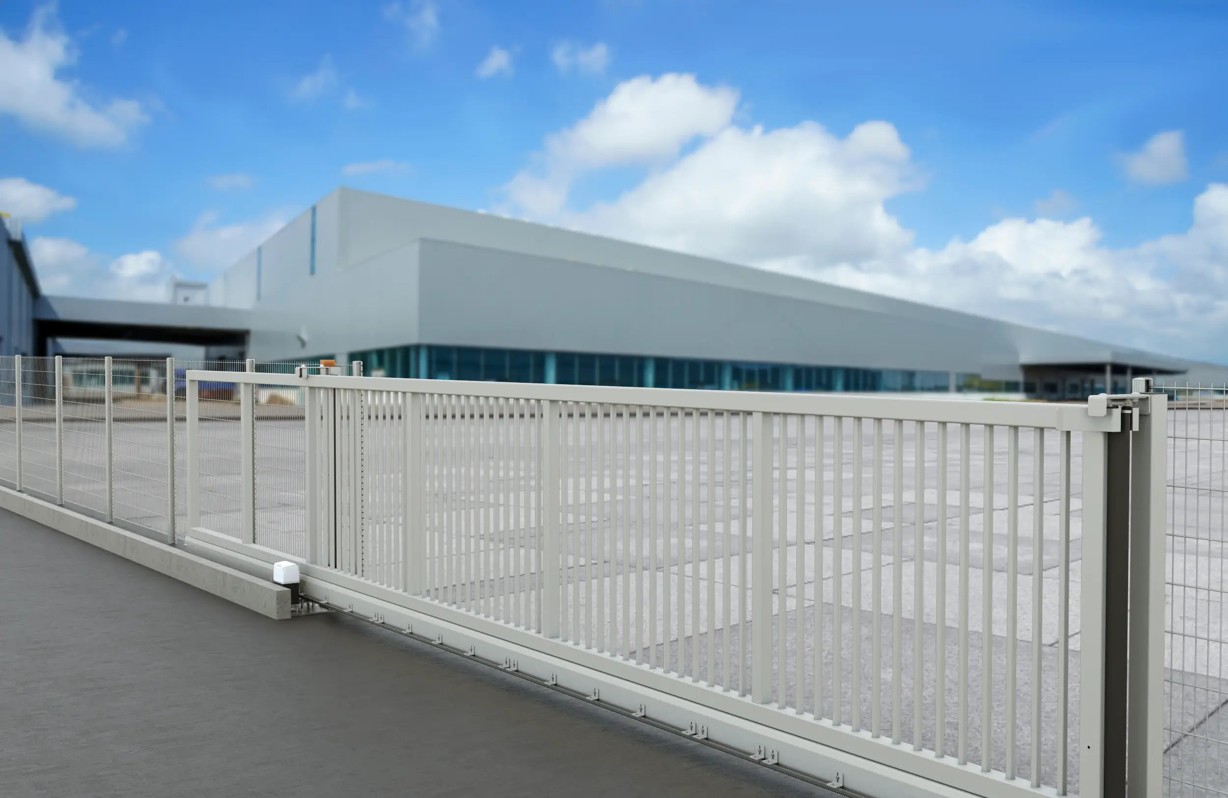 Eurofence Solano 190 portail motorisé FAAC 844C