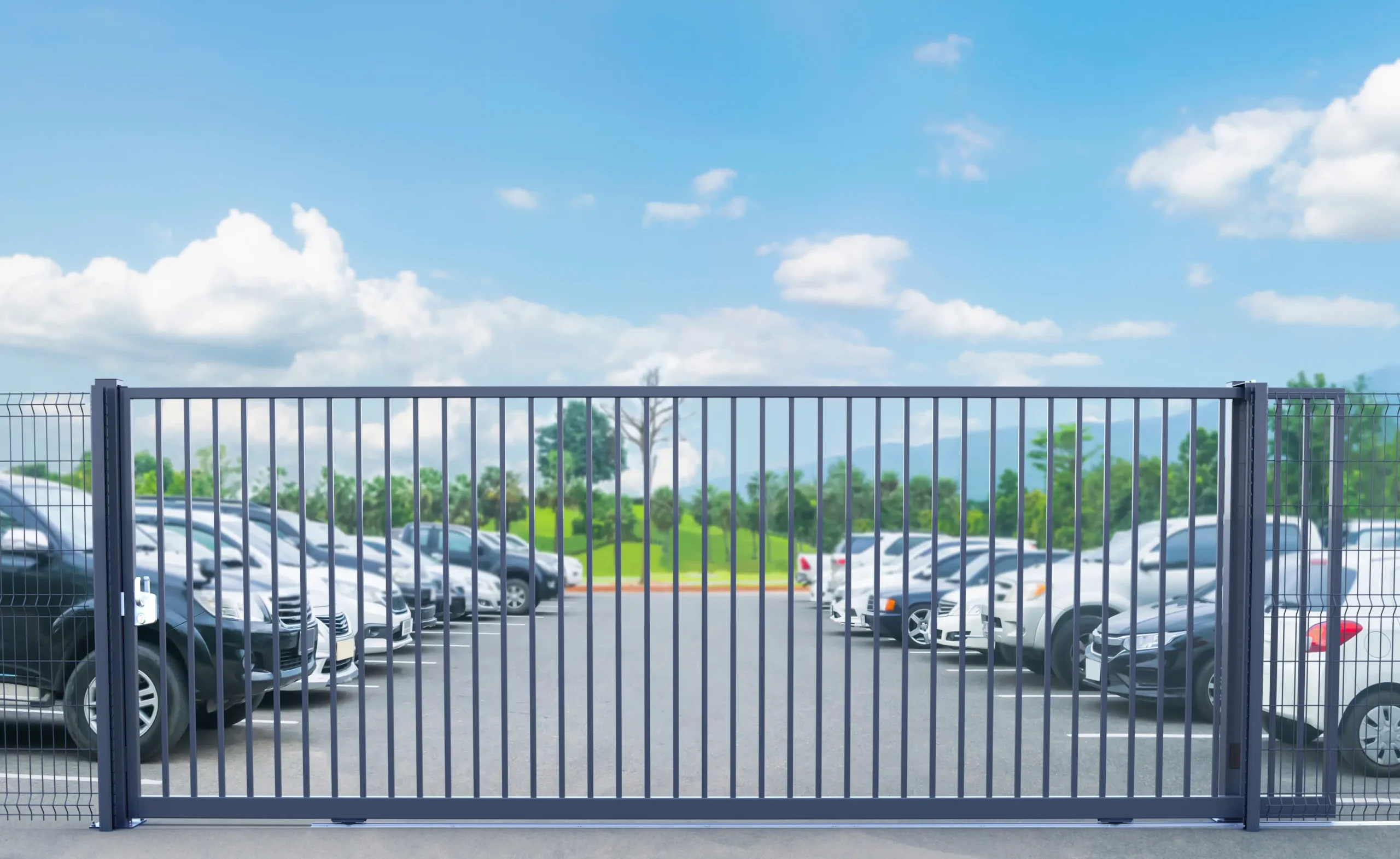 EUROFENCE Portails SERIE 100 portail acier extérieur