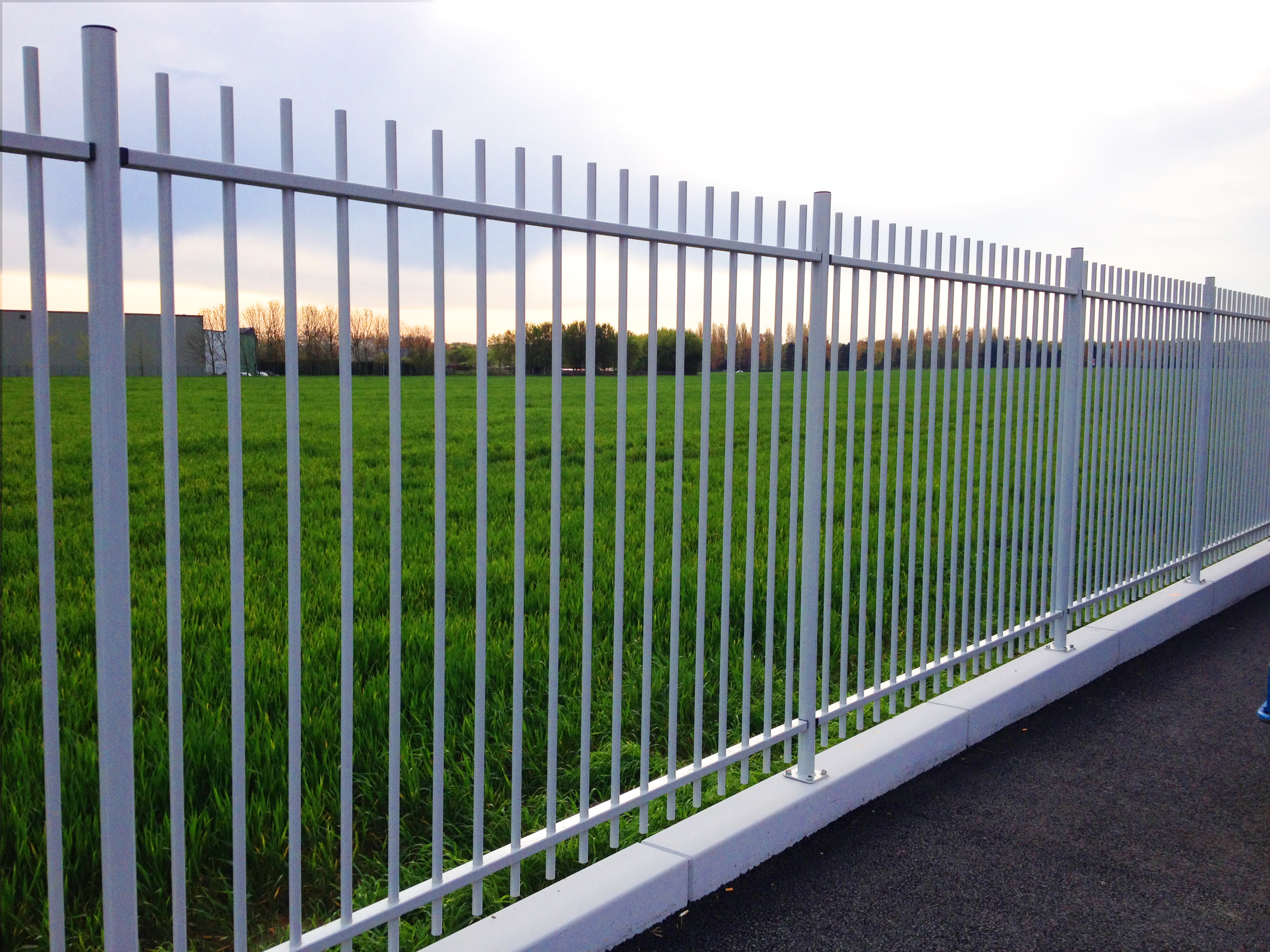 EUROFENCE MODUL'O barreaudage panneau barreaux ronds