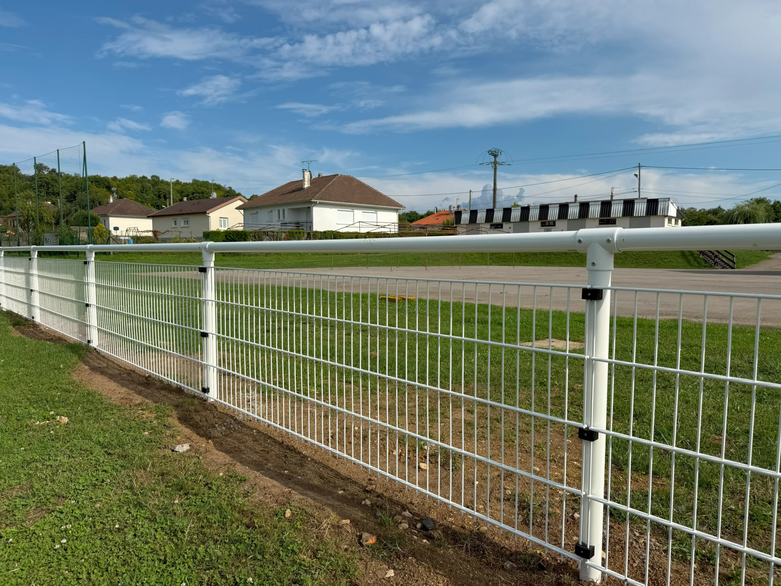 Eurofence Main courante applique panneaux Bastifor acier