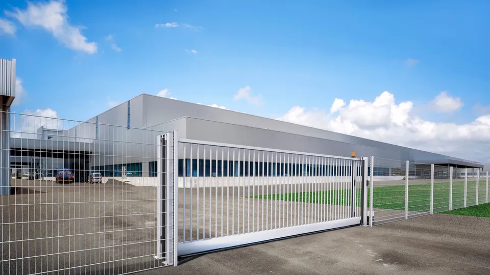 EUROFENCE Serie 190 portail coulissant motorisé gris 7016