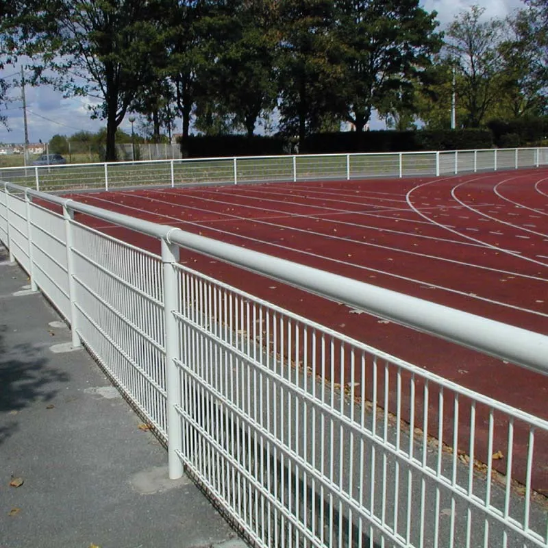 Eurofence Main courante habillée aluminium Bastifor stade