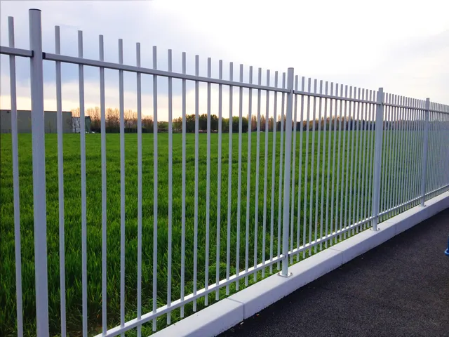 EUROFENCE MODUL'O barreaudage panneau barreaux ronds