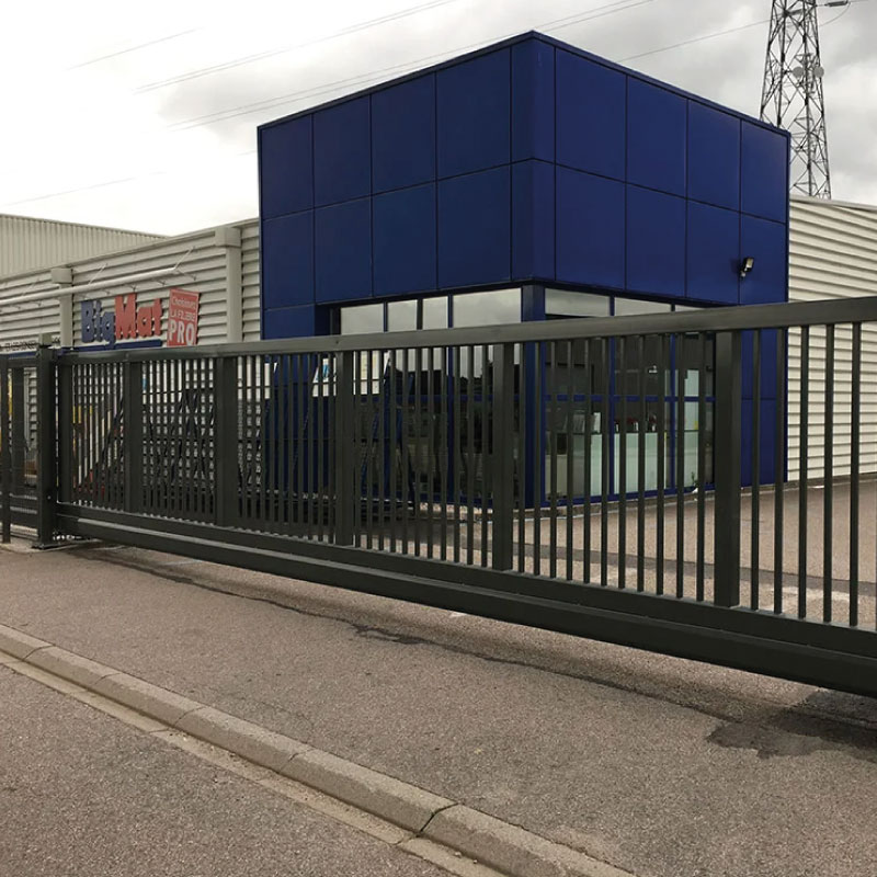 Eurofence Solano portail autoportant acier industriel