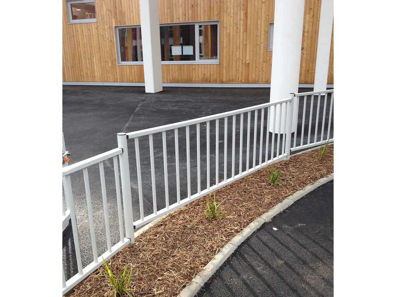EUROFENCE MODUL'R panneau barreaudé rigide modulable