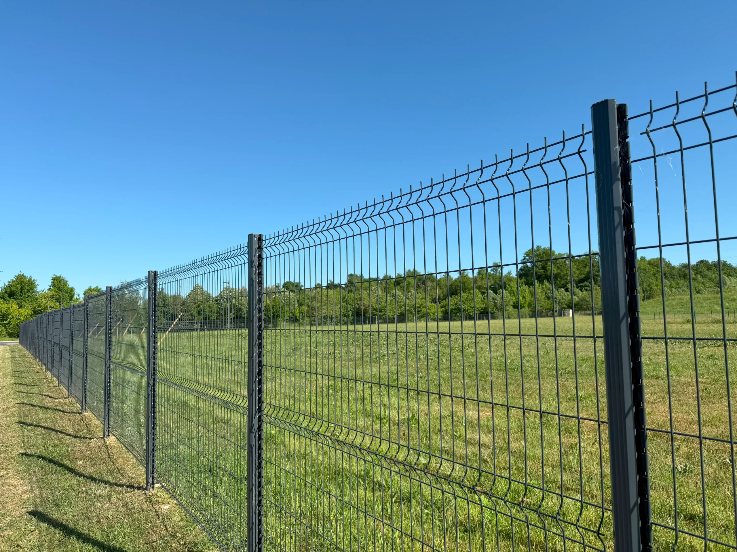 EUROFENCE BASTIPLI PREMIUM panneau rigide picots défensifs